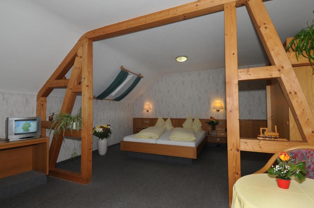 Hotel Ricarda Schlangenbad Værelse billede